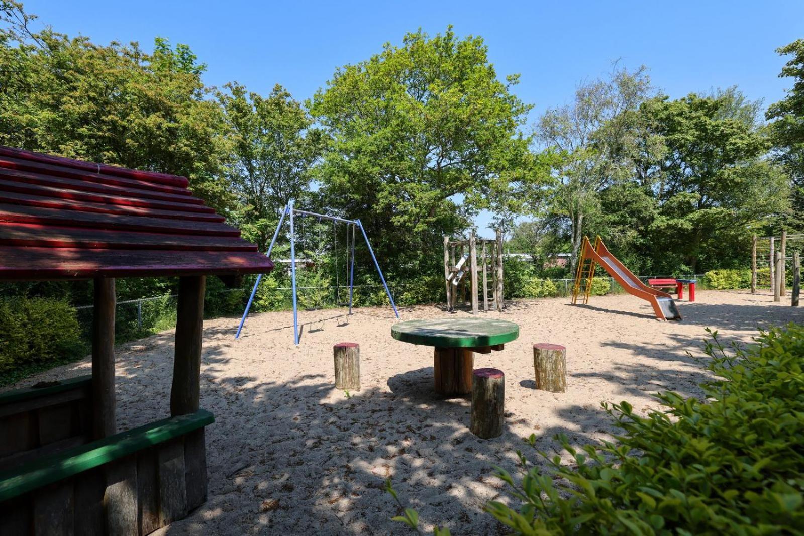 Vakantiehuisje Zeegeluk Vlakbij De Kust Sint Maartensvlotbrug Exterior foto